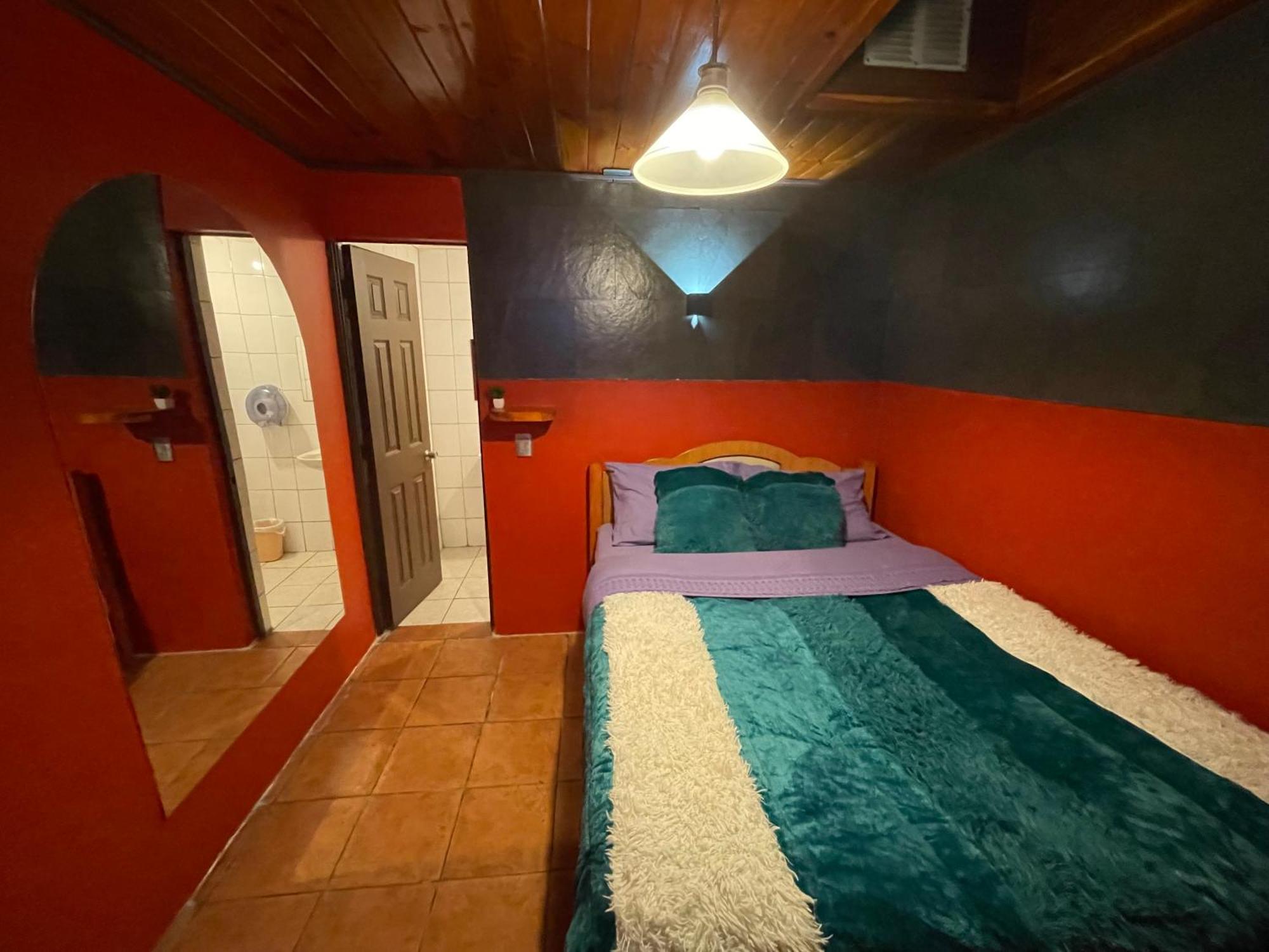 Residencial Don Santiago Bed & Breakfast Talca  Exterior photo