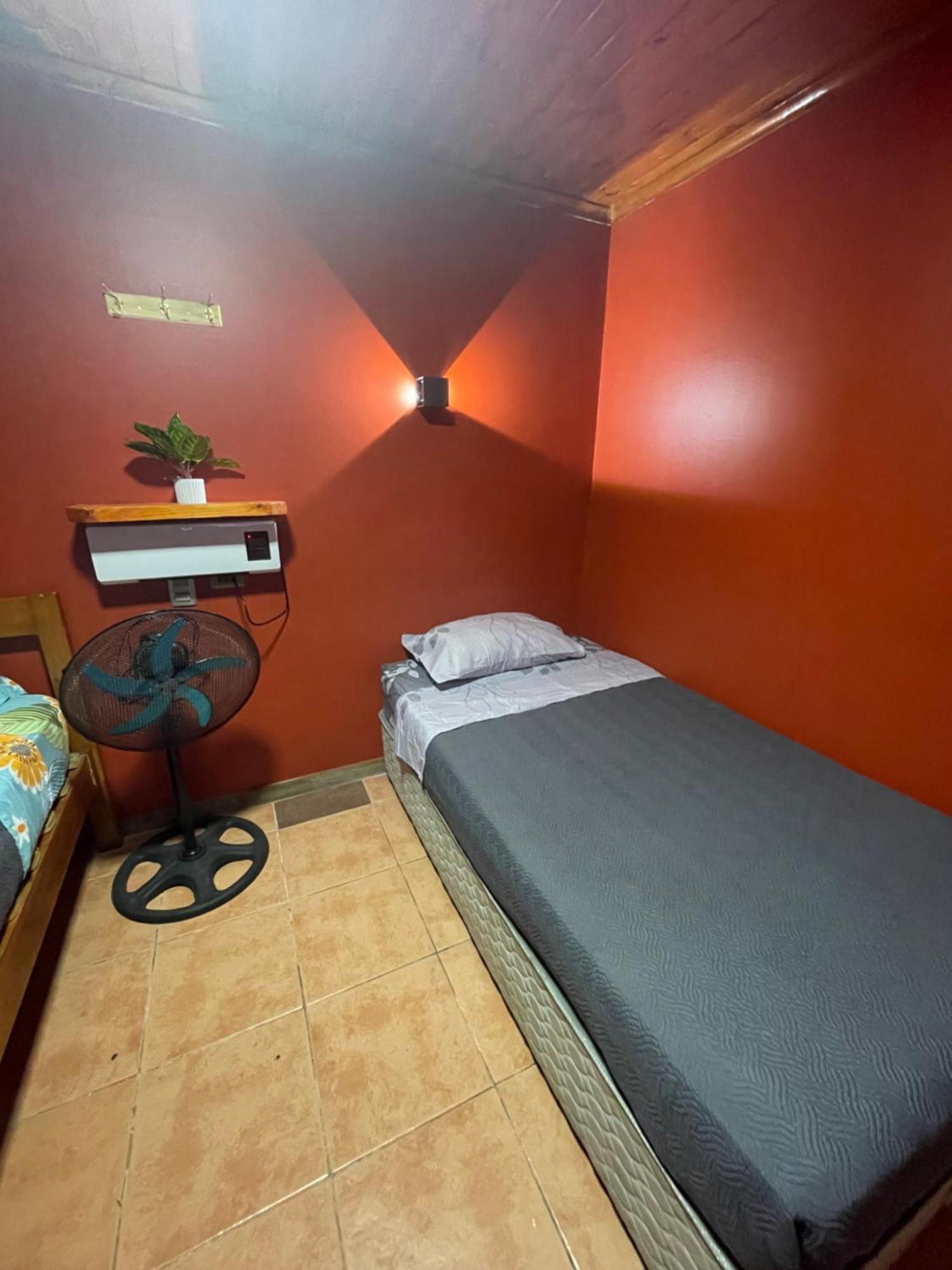 Residencial Don Santiago Bed & Breakfast Talca  Exterior photo